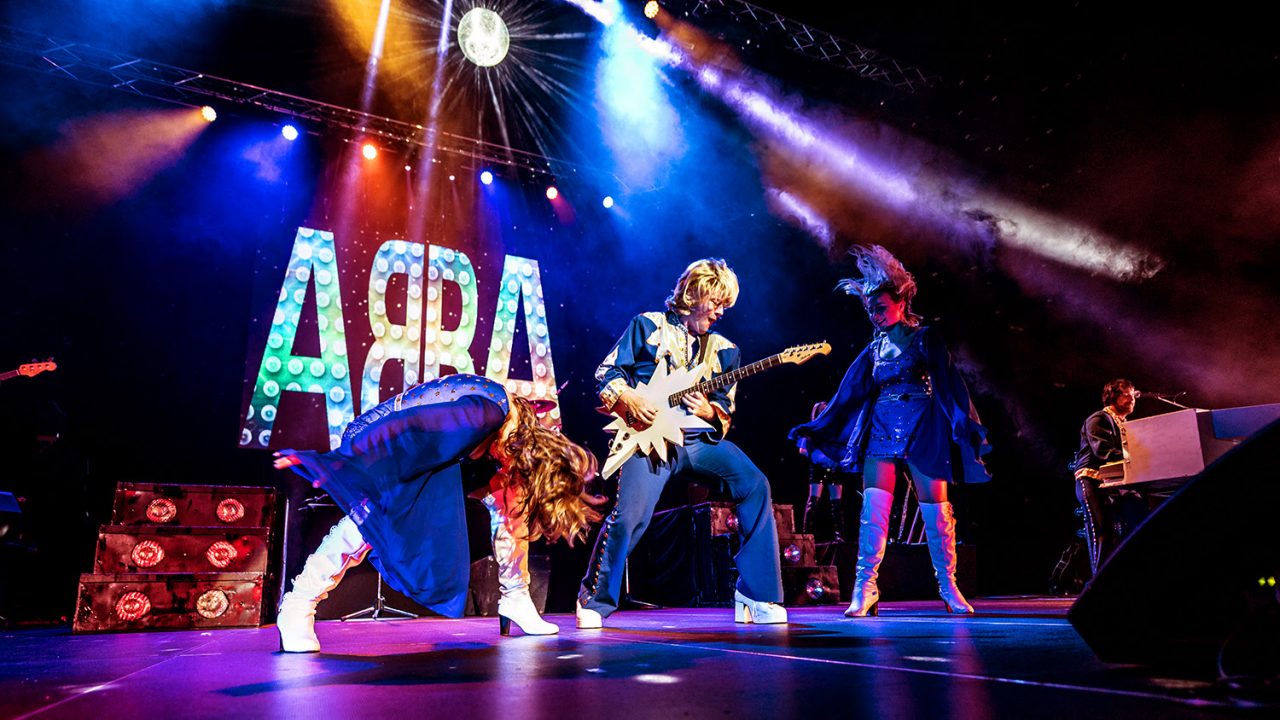 Let’s ABBA Christmas Party at Sibaya!
